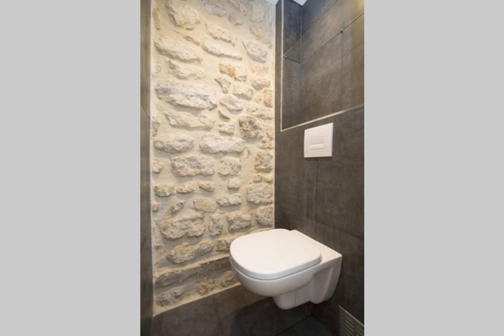 The Designer Apartment Parigi Esterno foto